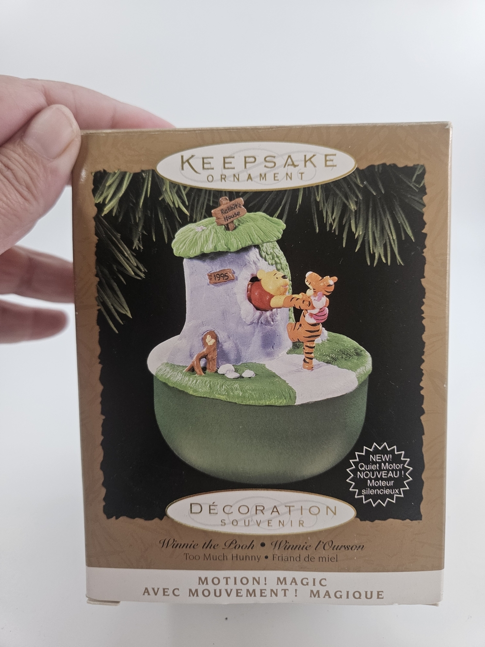 HALLMARK WINNIE THE POOH KEEPSAKE ORNAMENT '' TOO MUCH HONEY ''